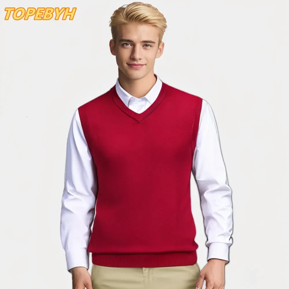 2025 Mens Autumn Highend Sweater Vest Vneck Warm Knit Sleeveness Tank Clothes Pullover Tops 250110