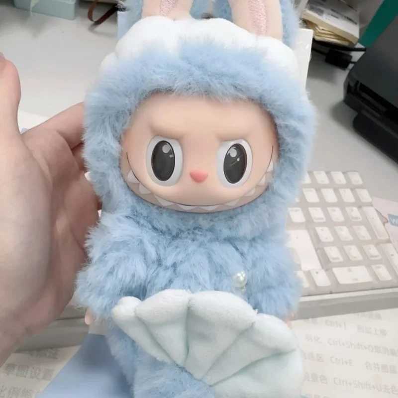 2025 Hot Sale Labubu Singapore Merlion Mermaid Vinyl Model Doll Replica Kaii Pendant Decorations Blind Box Festival Xmas Gifts Z250208