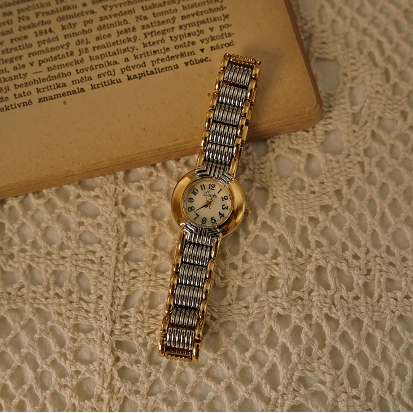 1pc Womens Vintage Gold-tone Stainless Steel Watch With Elegant Numerical Scale Unique Trendy Style Which Hig 250221