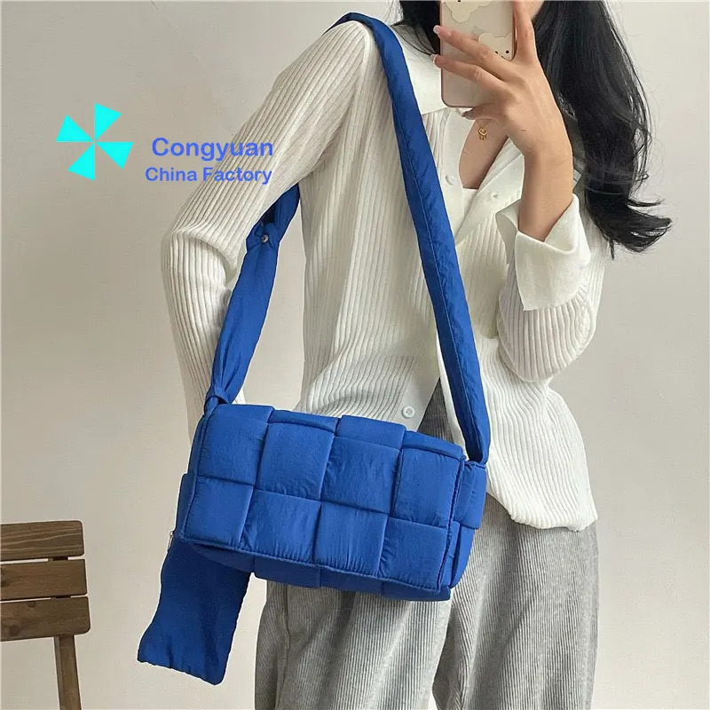 ers Pillow Bag Women High Quality Knitted Bag Single Shoulder Crossbody Bag Female Messenger Bags 250208