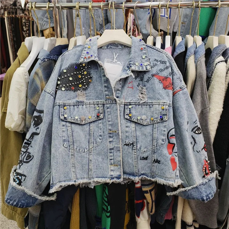 Beading Diamonds Letter Graffiti Print Denim Jacket Women Spring Autumn Loose Short Holes Big Pocket Black Jeans Jacket Female 250122