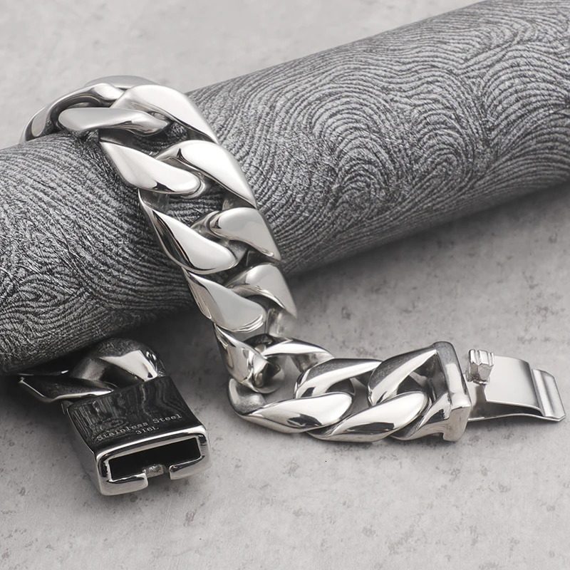 Heavy Metal Powerful 31MM Wide Thick Curb Chain Man Bracelet Men Massive Stainless Steel Mens On Hand Jewellery Bracelets Bangle 250120
