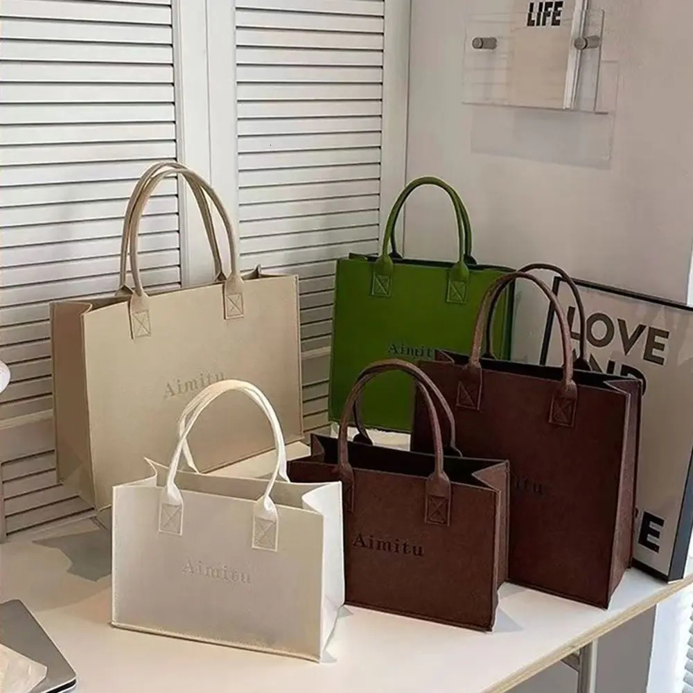 1Pcs Large Capacity Felt Shoulder Bag Solid Color Travel Messenger Bag Simple S/M/L Crossbody Handbag Women 250207