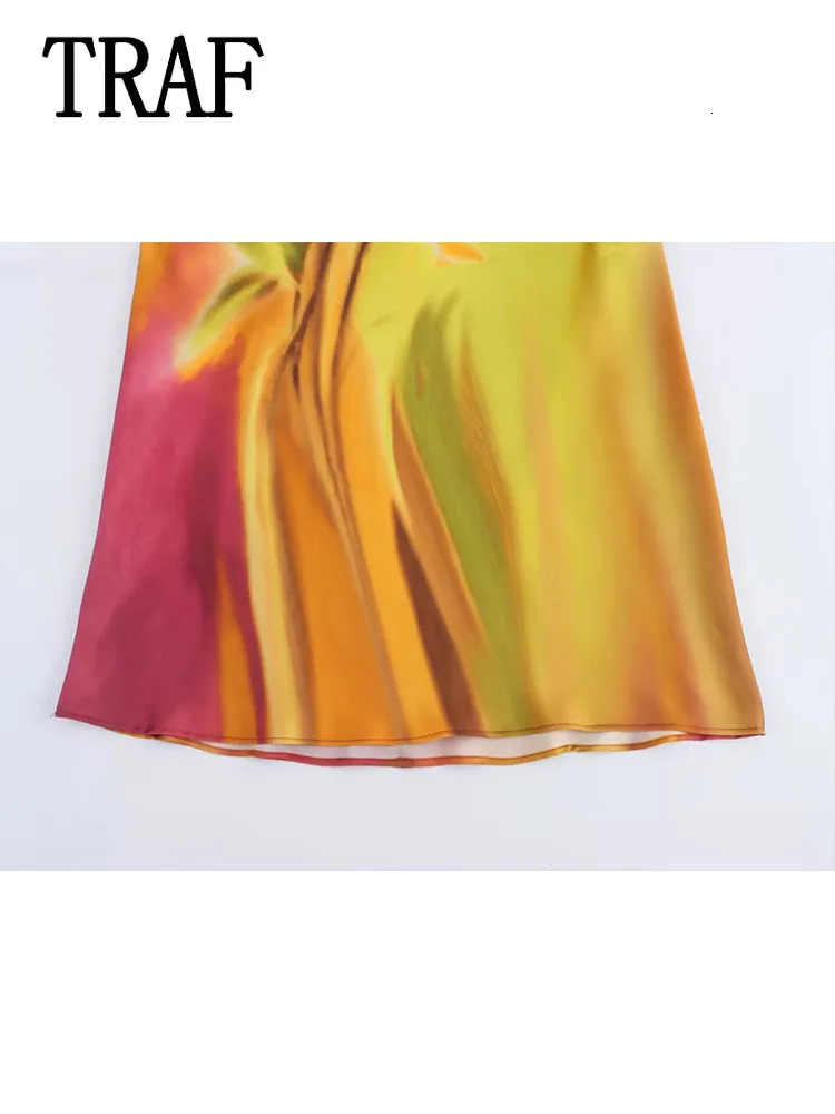 TRAF 2024 Womens Summer Retro Halter Fashion TieDye Dress Bohemian Style Elegant Sleeveless 250121