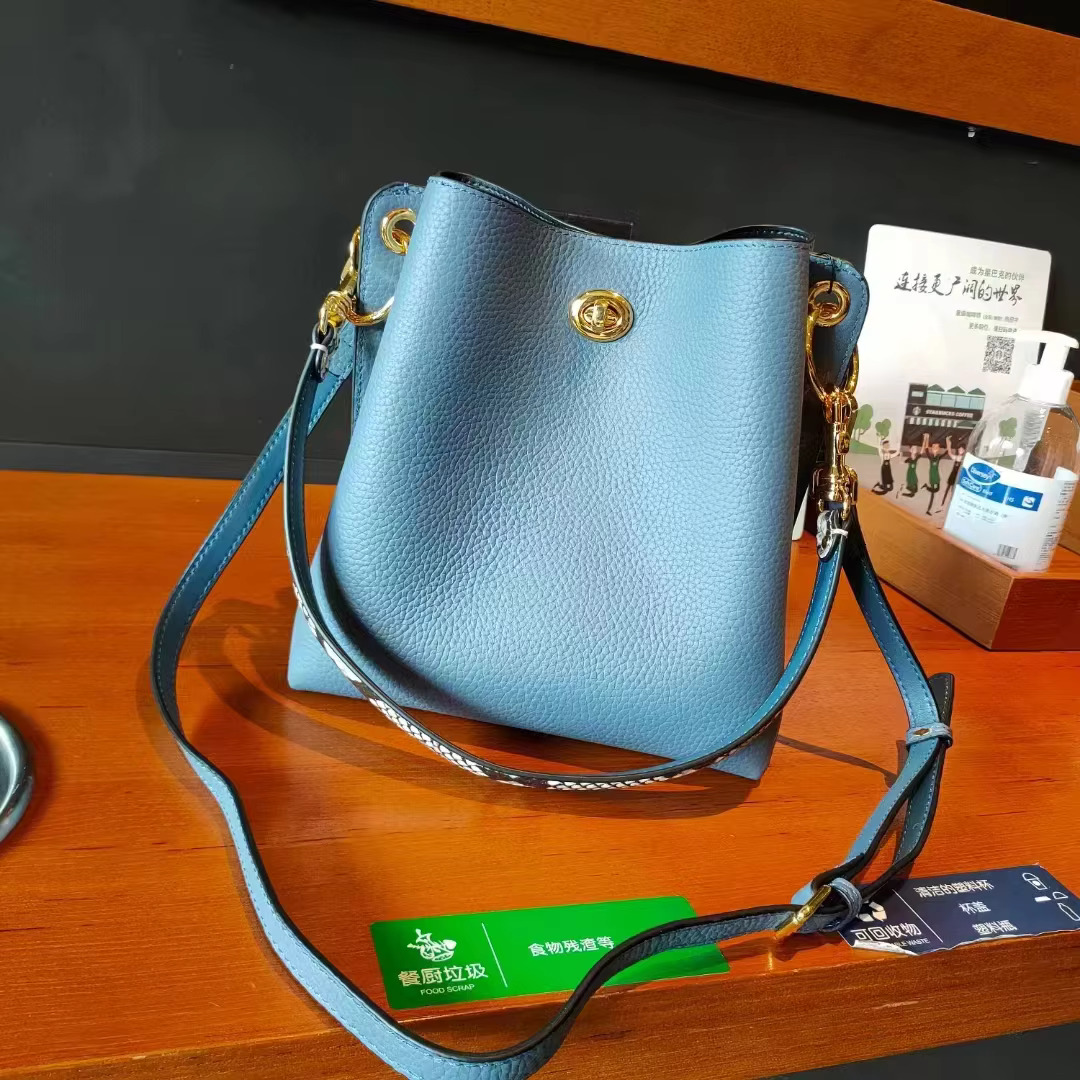 New Genuine Leather Women's Korean Version With Contrasting Lock Buckle Single Shoulder Crossbody Bucket Bag