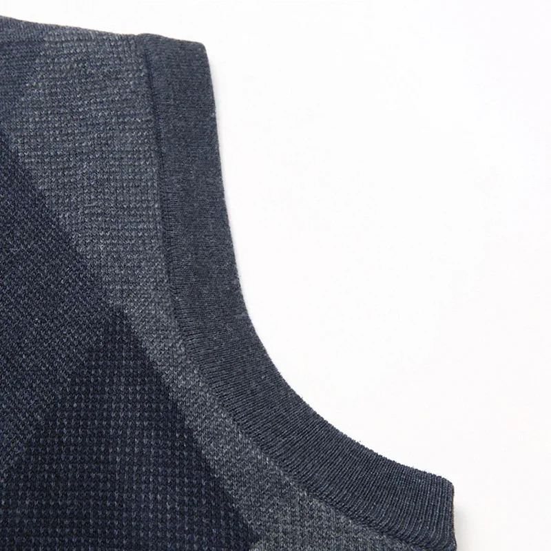 Mens Thickened Casual Sweater Tank Top Autumn and Winter Warm Vneck 250110Z