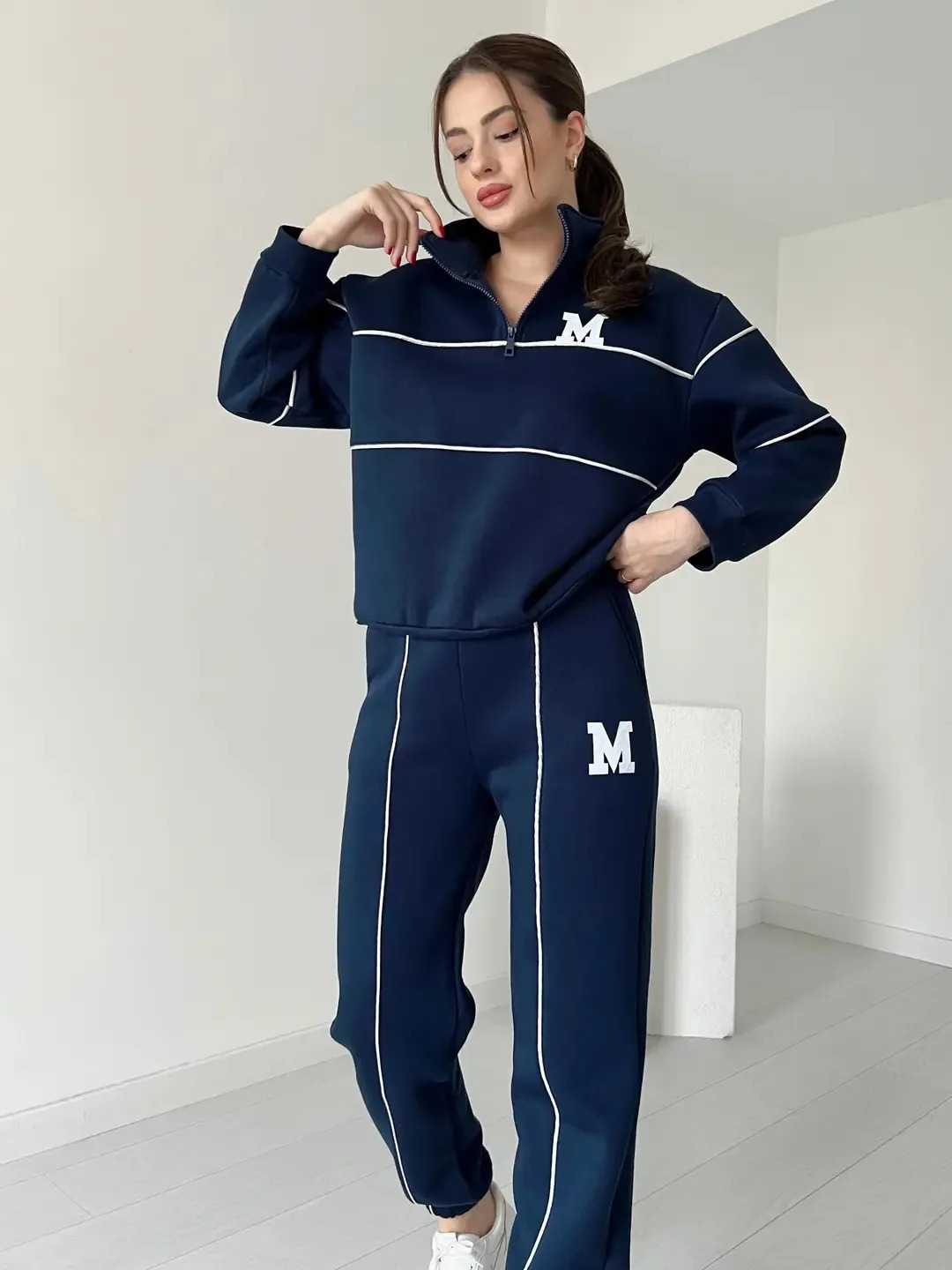 Autumn Winter Fashion Letter Print Sweatshirt Set Casual Zipper Half Open Collar Long-sleeve Top Sweatpants Two-piece Suit 250208
