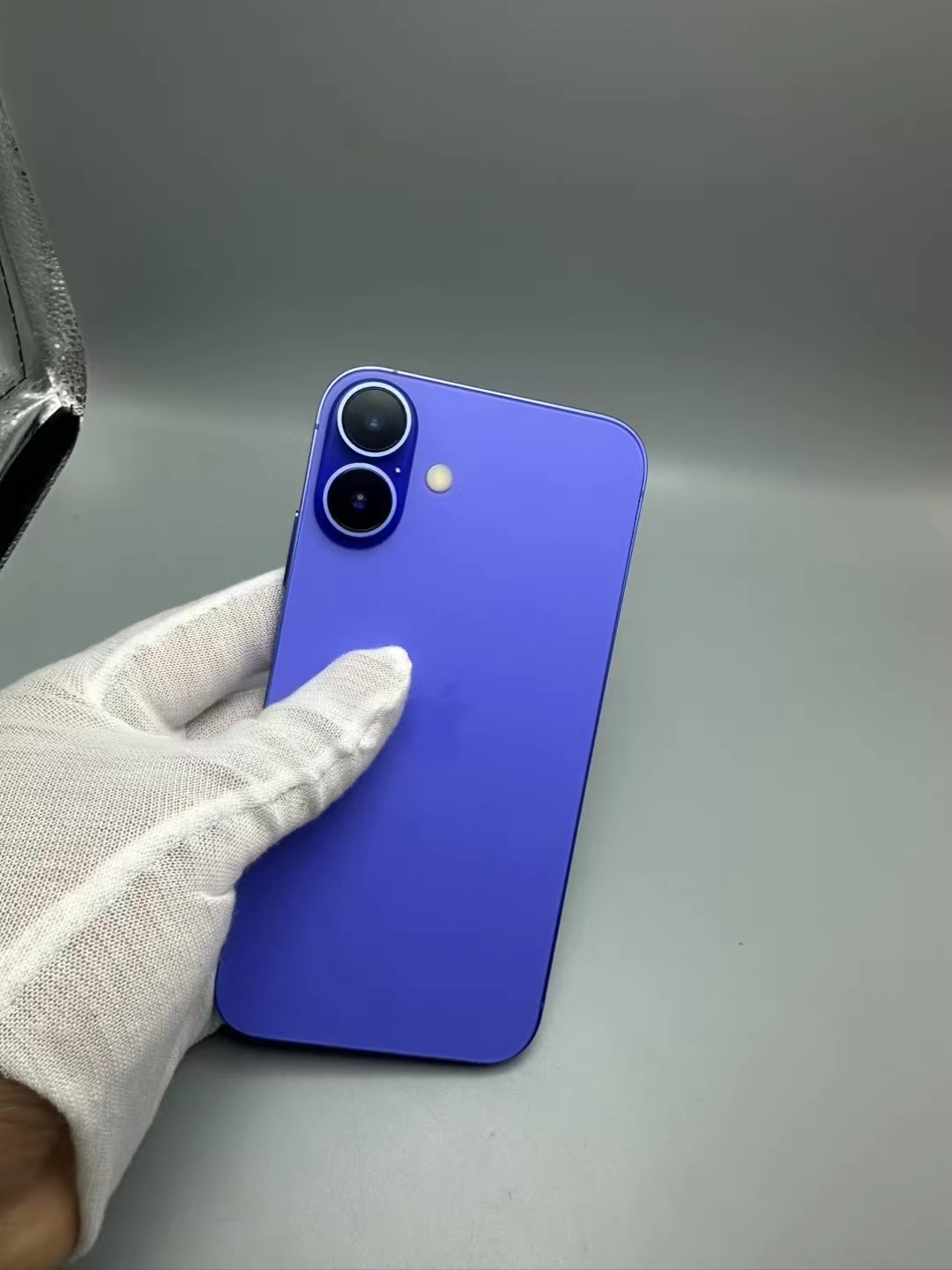 DIY iPhone Original Unlocked iphone Xr convert to iphone 16 Cellphone 3G RAM 64GB 128GB 256GB ROM Mobilephone face id