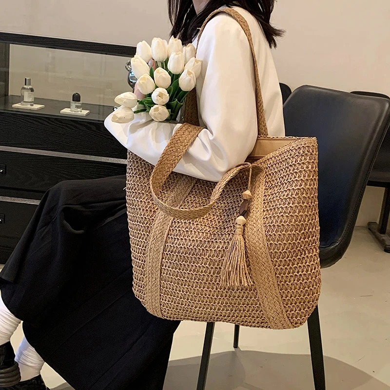 Large Capacity Weave Tote Bag Summer Travel Beach Straw Handbag Tassel Female Bohemian Shoulder Bag for Women 250207