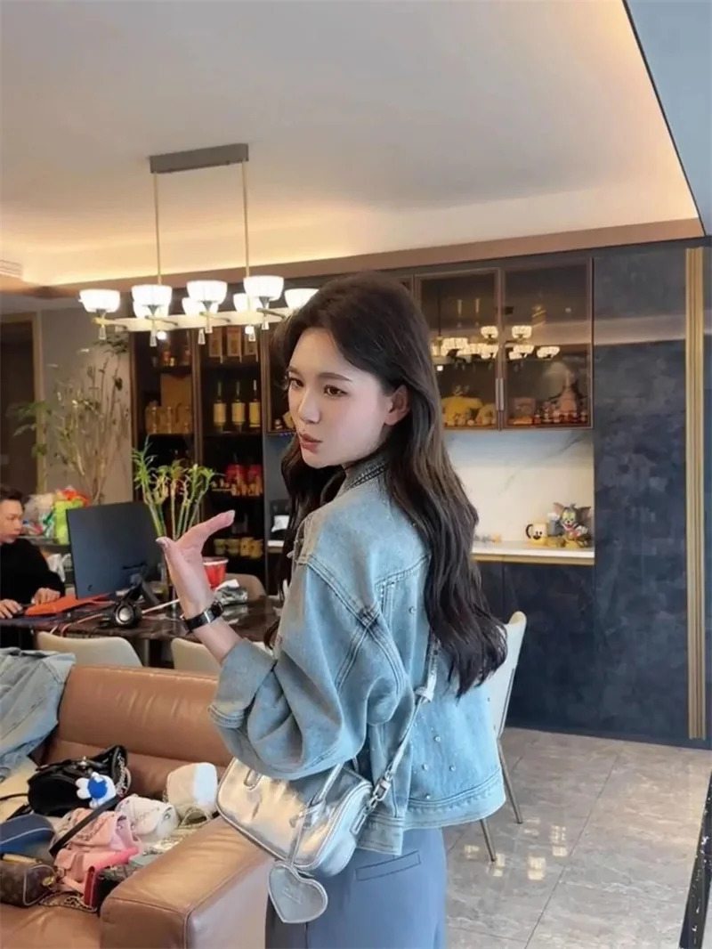 Female Short stature Heavy Industry Tang Diamond Denim Coat Spring Womens Fashion Versatile Retro Short European Top 250122