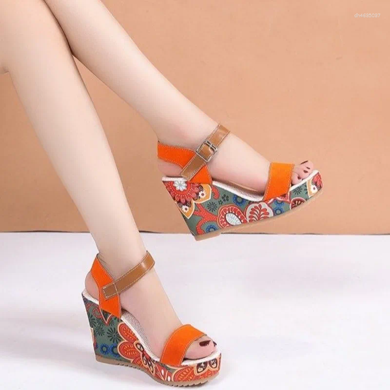 Sandals Women's 2025 Summer Designer Print Wedge Platform Shoes Ladies Casual Ankle Buckle Comfortable atos De Mujer