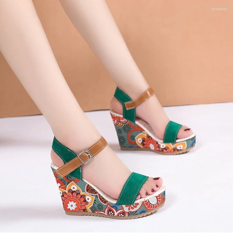 Sandals Women's 2025 Summer Designer Print Wedge Platform Shoes Ladies Casual Ankle Buckle Comfortable atos De Mujer