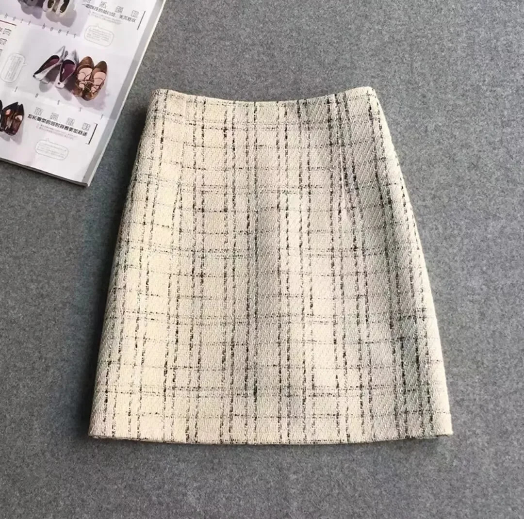 Glittery Tweed Skirt for Women High Waist with Gold Thread Pencil Mini Ladies Autumn Winter 250206Z