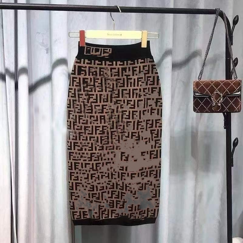 Italian designer F Presbyterian high quality skirt Vintage jacquard stretch fashion elastic temperament high quality knit skirt
