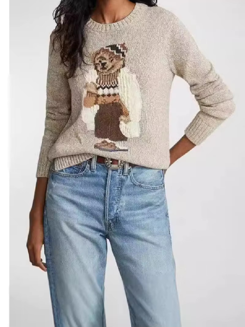 2025 New Women's Knitted Pure Cotton Cartoon Bear High Quality Autumn And Winter Sweater Christmas Atmosphere