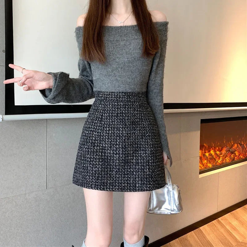Korean high waisted coarse tweed skiing womens fashion restrained streetwear mini solid color fully matched Aline 250206Z