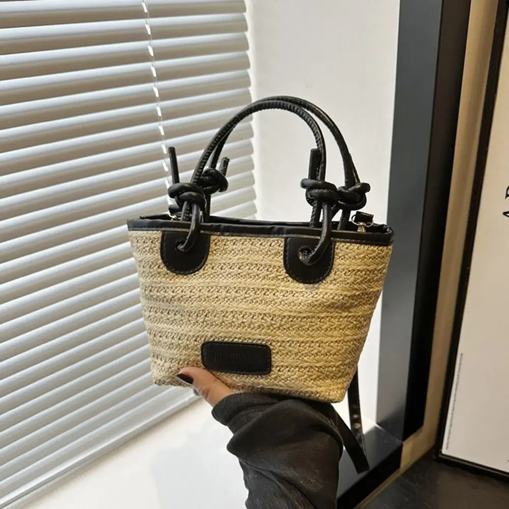 Handmade Braid Straw Bag Large Capacity Rattan Woven Shoulder Bag Tote Bags Big Handbags for Summer Beach Women 250207