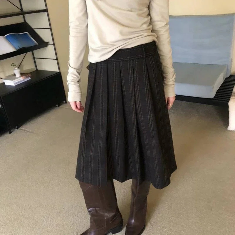 Korean retro pleated loose casual knee length skiing womens 2024 spring high waist contrasting color plain Aline 250206Z