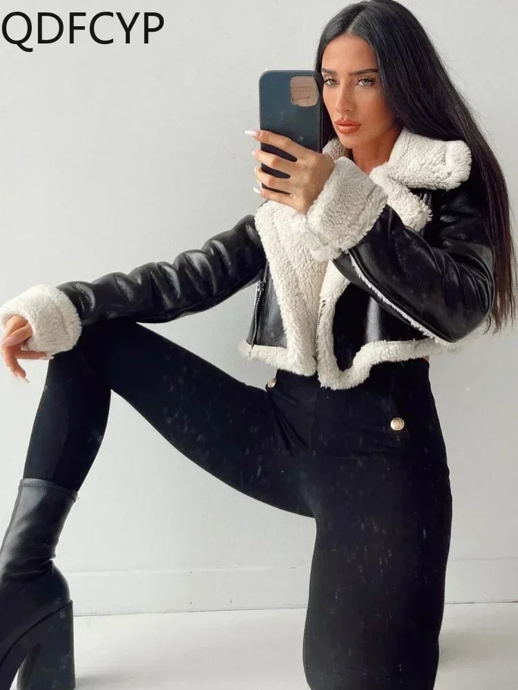 2024 Autumn Winter Womens Fashion Leather Jacket Coat Vintage Zippers Faux Leathers Casual Simple Cool Short Soft Warm Coats 250107Z