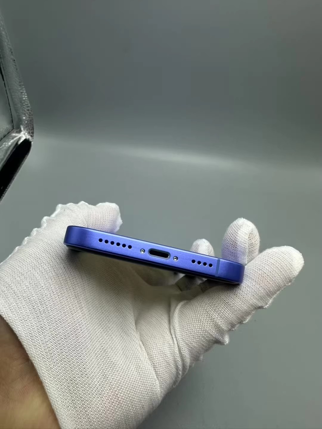 DIY iPhone Original Unlocked iphone Xr convert to iphone 16 Cellphone 3G RAM 64GB 128GB 256GB ROM Mobilephone face id