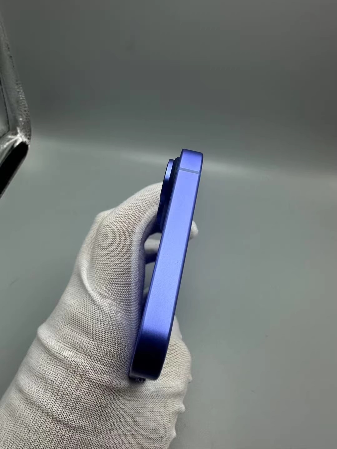DIY iPhone Original Unlocked iphone Xr convert to iphone 16 Cellphone 3G RAM 64GB 128GB 256GB ROM Mobilephone face id
