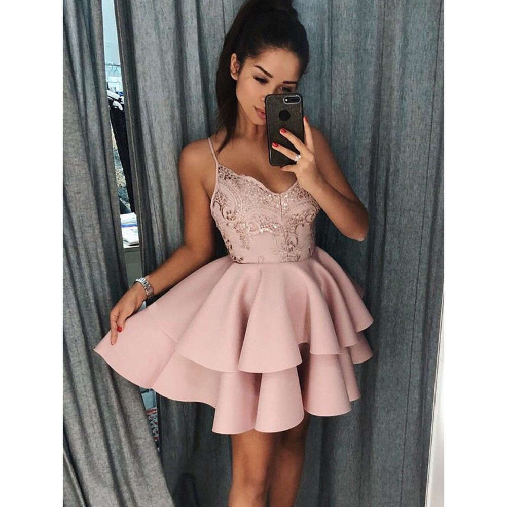 Little Sexy Spaghetti Straps Homecoming Dresses Mini Lace Sequins Short Prom Dress Women Tail Party Gowns