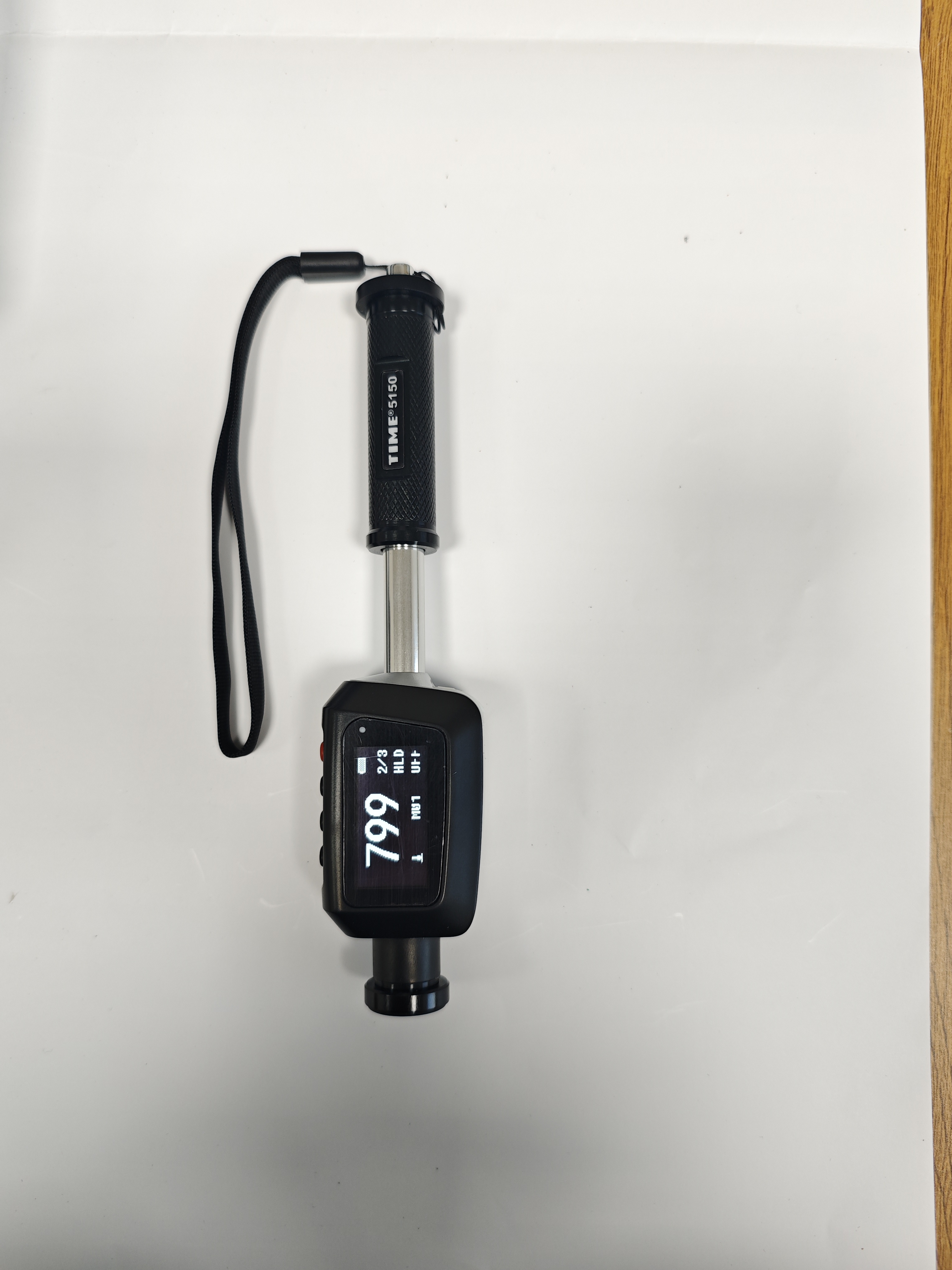 Leeb Hardness Tester - Portable Metal Testing Instrument with Easy-to-Read Scale