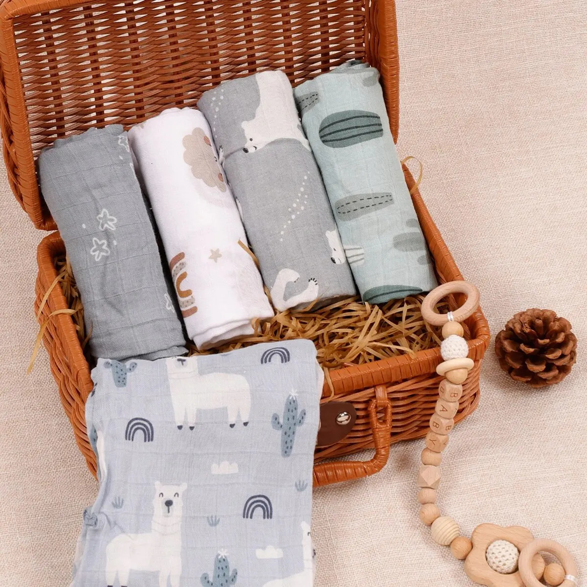 60*60cm 5Pcs Set Multi-Use Feeding Burp Cloth Towel Super Soft Bamboo Cotton Muslin Blankets Baby Burp Cloth Set 250226