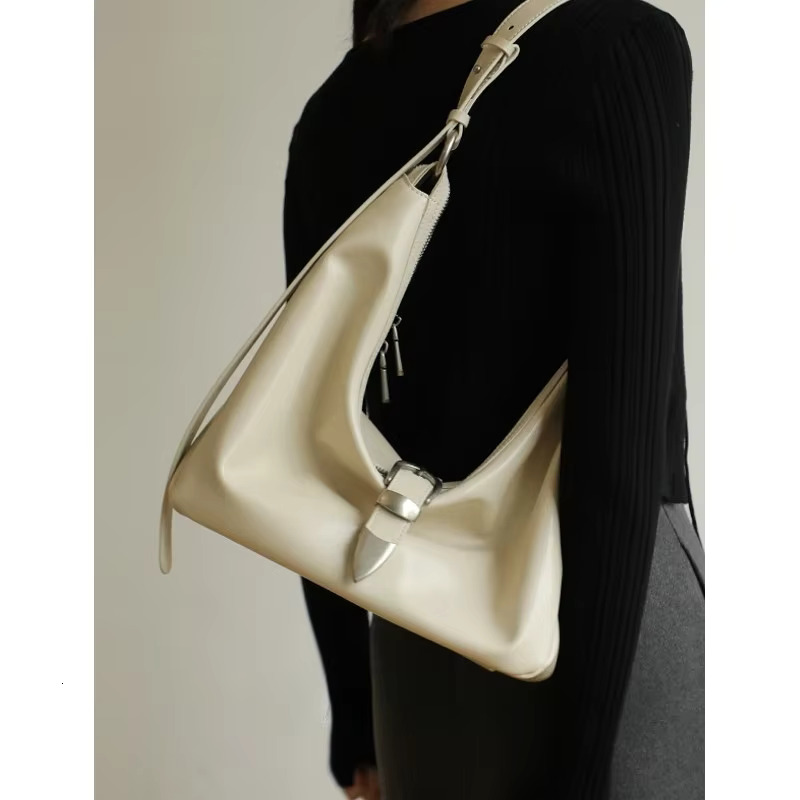 Metal Buckle Texture Niche Design, Genuine Leather Underarm Women's Shoulder Tote Bag