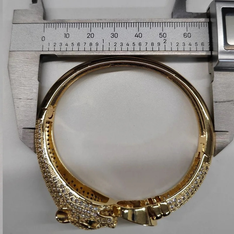 Fashion Hip Hop Animal Bracelet Jewelry Women Men Exaggerated Cubic Zirconia Leopard Head Bangles Party Gift 250210