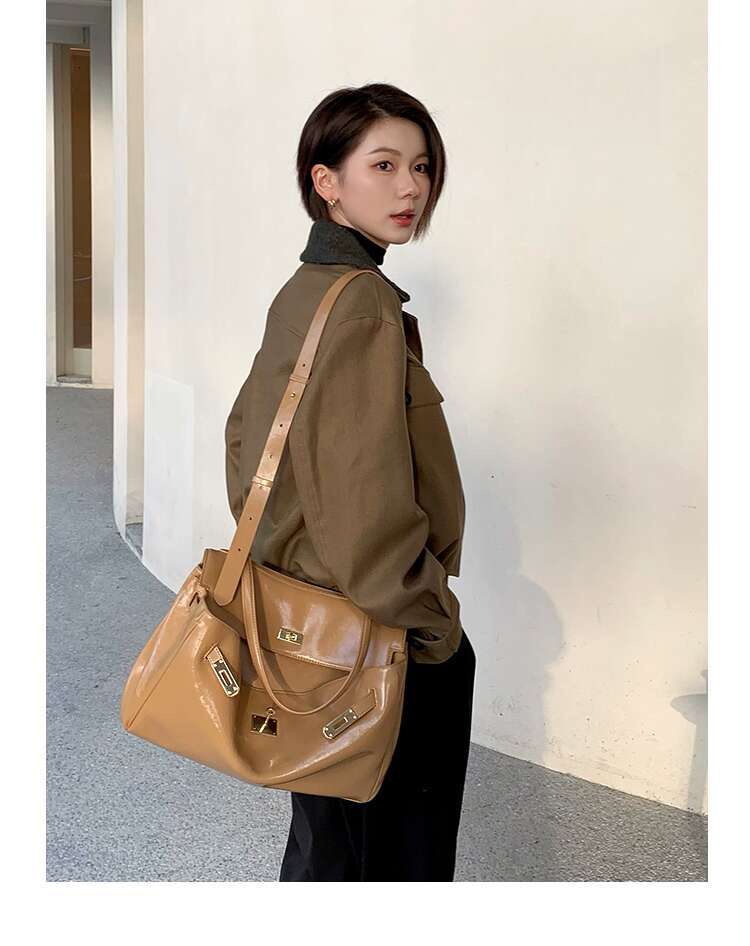 Women's Bags New Year's Gift Women's Series Oil Wax Soft Leather Commuter Handbag Large Capacity High Knowledge Tote Bag