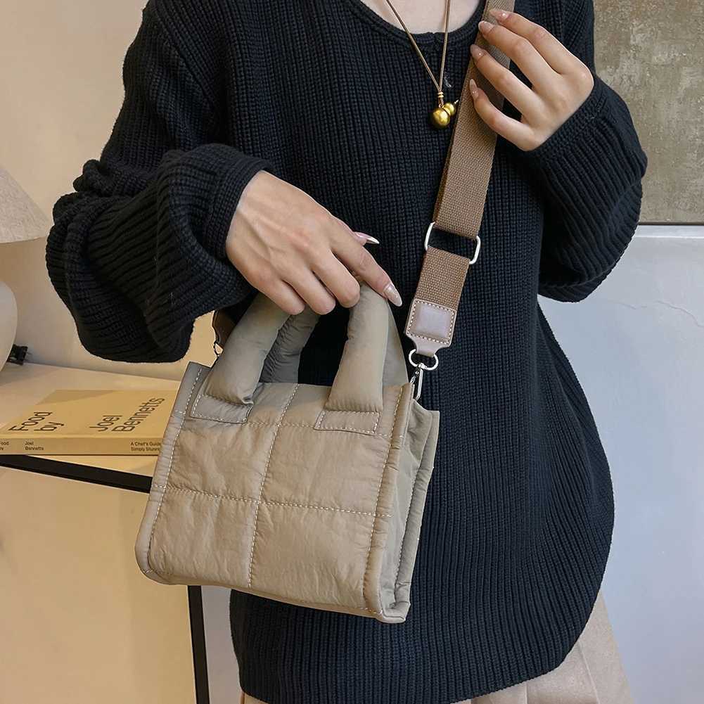 Puffer Crossbody Bags for Women Quilted Puffy Nylon Shoulder Bag Luxury Handbag Purse Cotton Padded Messenger Bag 2024C250208