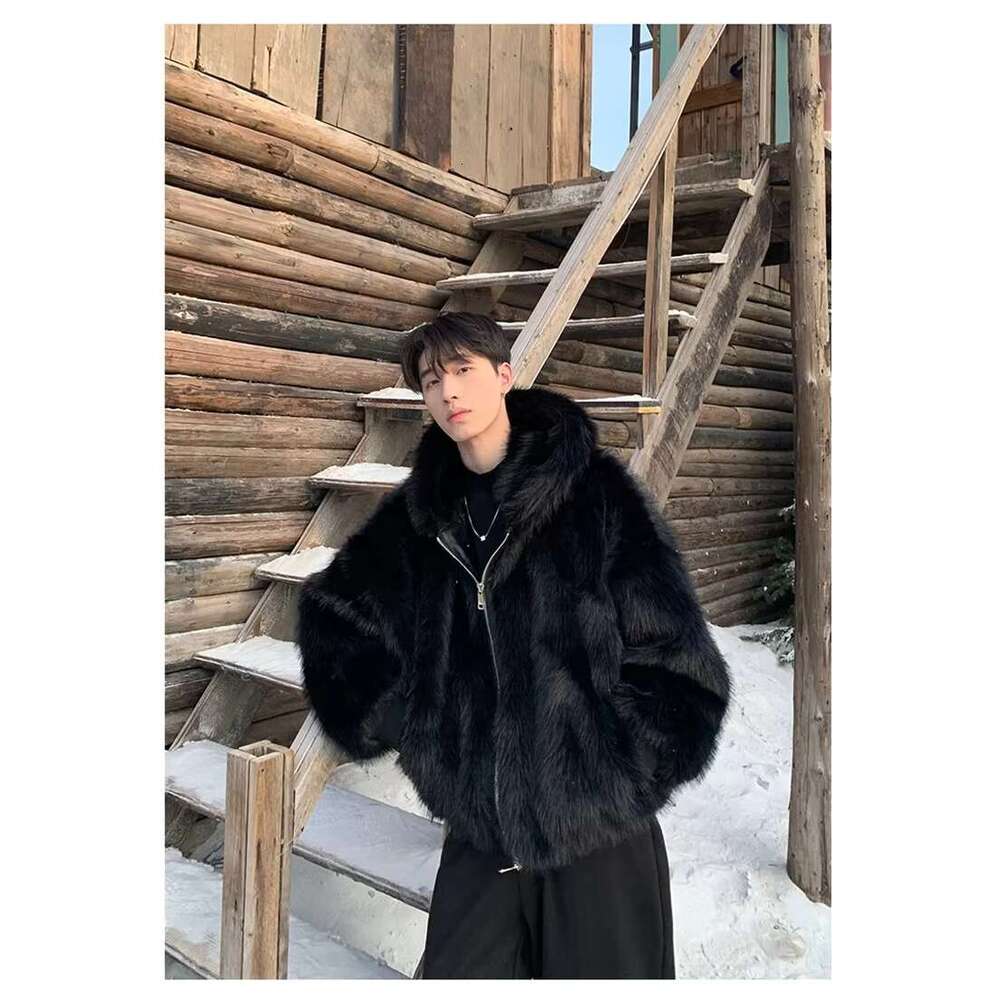 Men's Outerwear Pi Shuai Winter Autumn/Winter Men New Style Fox Imitation Fur Leather Fashion Loose Thick Warm Coat Commuter
