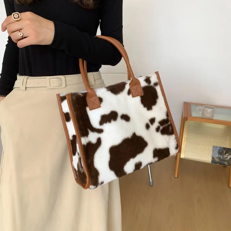 Plush cow pattern handbag Womens large capacity autumn winter fashionable plush shoulder bag college student tote bag 250207