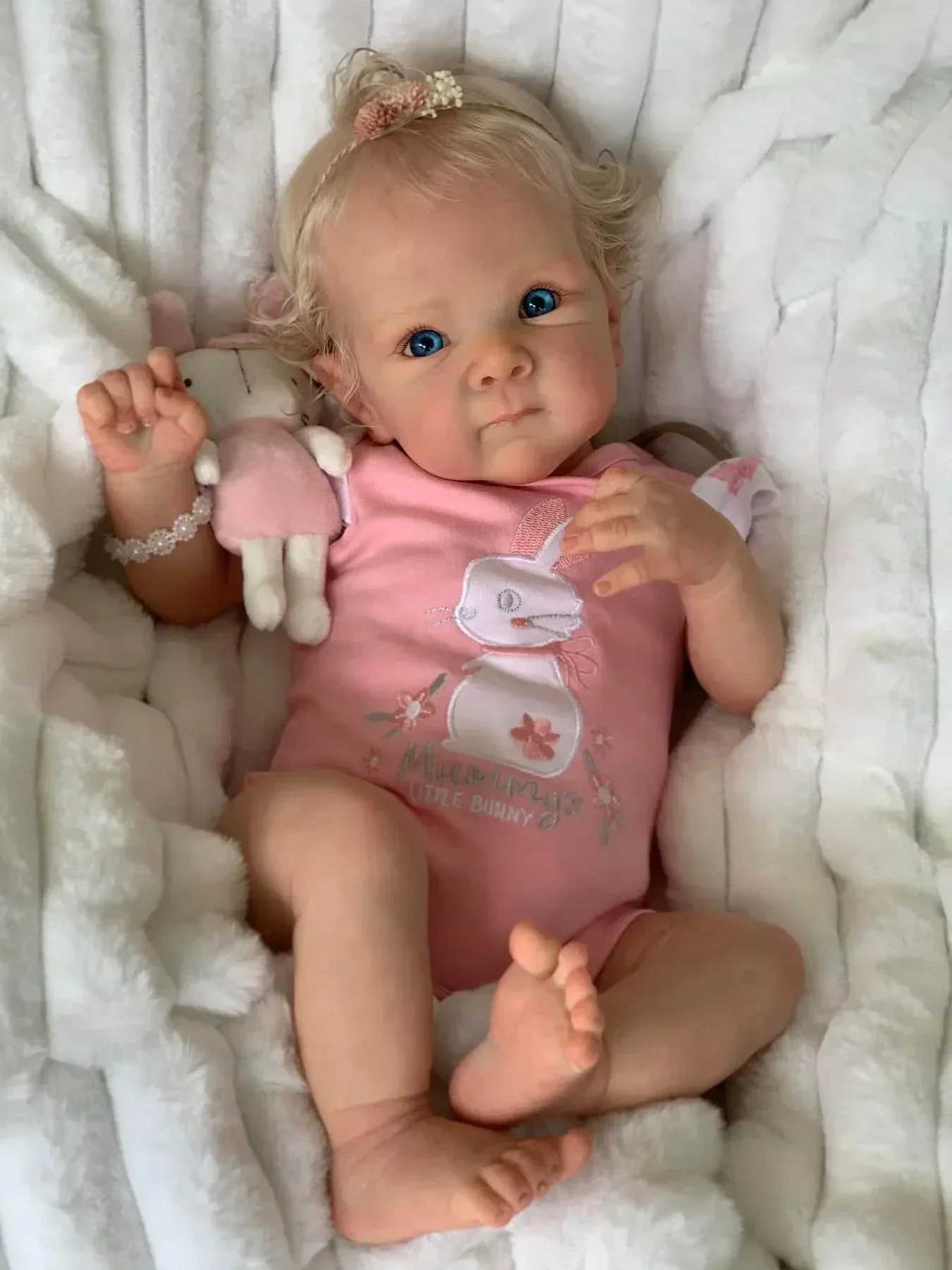 45CM Reborn Baby Doll Bettie with Blonde Hair Soft Body Real Life Newborn Baby Dolls Hand Detailed Painted Visible Veins Dolls X2502101