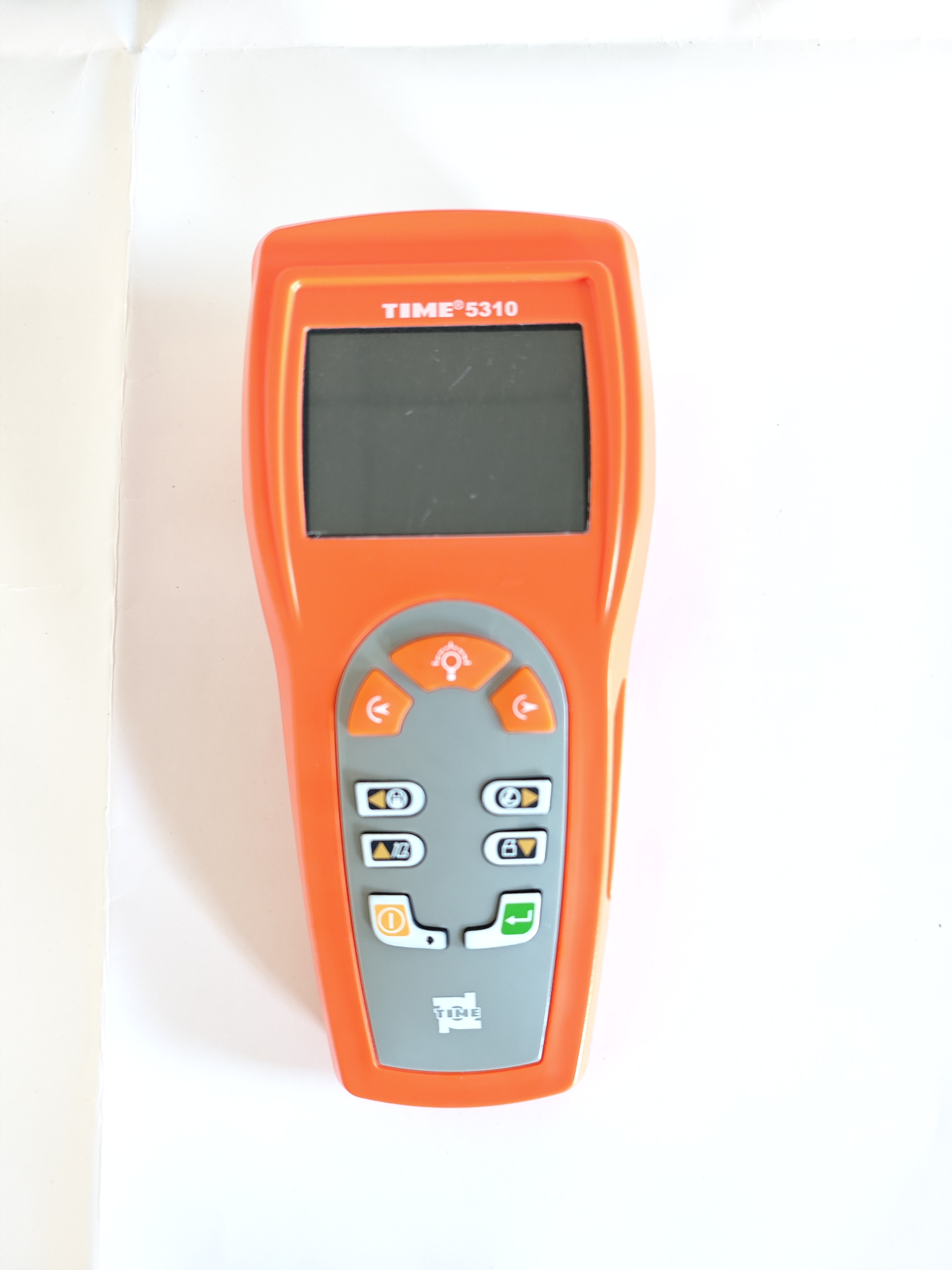 Digital Leeb Hardness Tester for Accurate Material Testing - Easy-to-Use Device with Built-in Display
