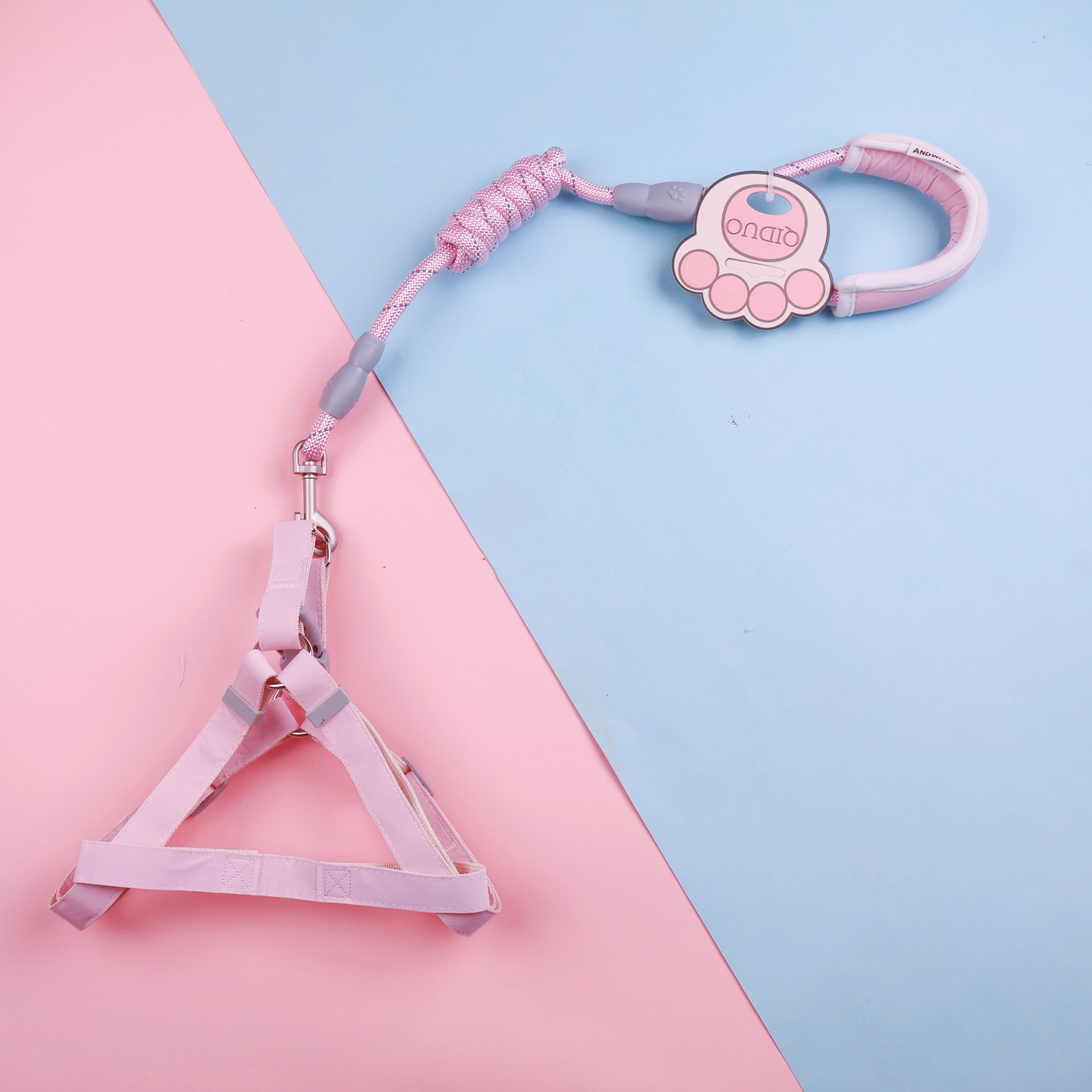 Traction rope for dogs large chest harness foam handle dog walking rope round rope pet harness traction dog collar clothes designer bag