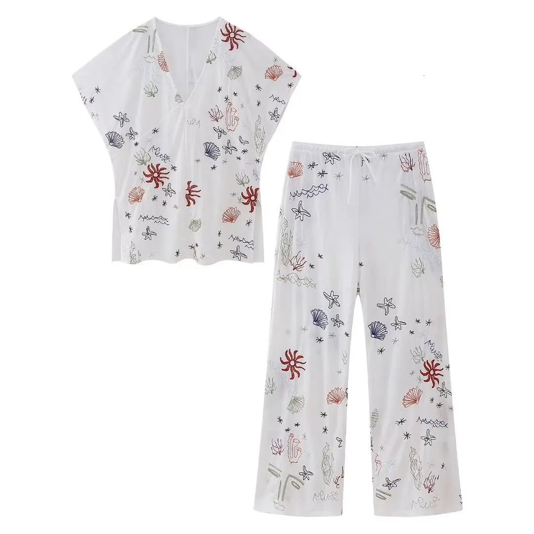 Casual High Waist Pants Suits Ladies V-neck Short Sleeve Tops Tee Summer Two Piece Floral Embroidery Pants Sets for Women 250210