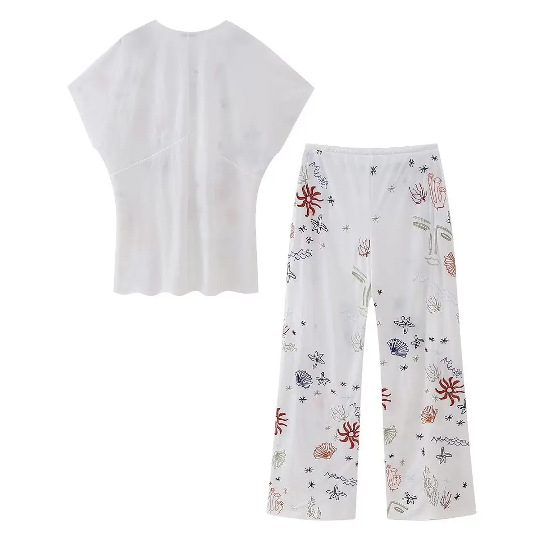 Casual High Waist Pants Suits Ladies V-neck Short Sleeve Tops Tee Summer Two Piece Floral Embroidery Pants Sets for Women 250210