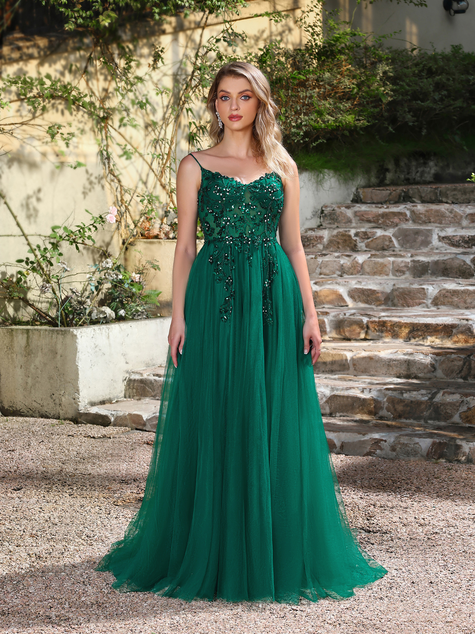 Gorgeous Green Evening Dresses A e Spagehtti Straps Sexy V Neck Backless Appliqued Beads Long Women Party Formal Ocn Gowns Afforadble Prom Robes CPS30