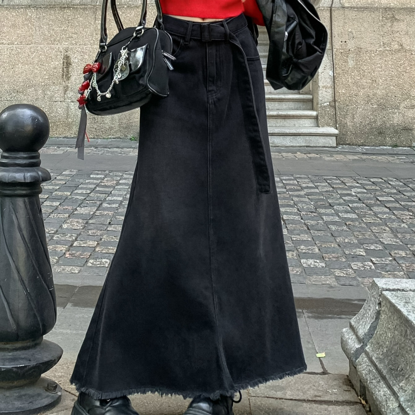 X3120 Denim long skirt for women, washed raw edge design, denim belt, a-line hip fishtail skirt