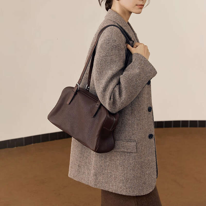 Women's Bags Women's tanned leather, leisurely bowling bag, high-end feeling, commuting large capacity, hand-held single shoulder bag