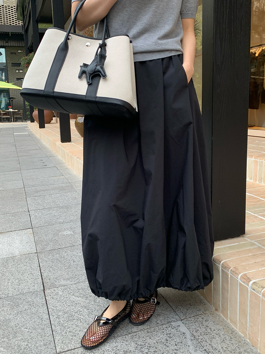 G95 Korean style simple flower bud skirt 2025 Thirteen Lines Spring new high waist slim all-match mid-length skirt