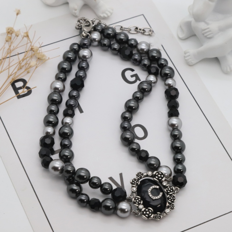 Luxury Charm Women Necklace White Gold Plated Bling CZ Designer Letters Flower Pendant Necklaces Chocker For Girls Women Nice Gift