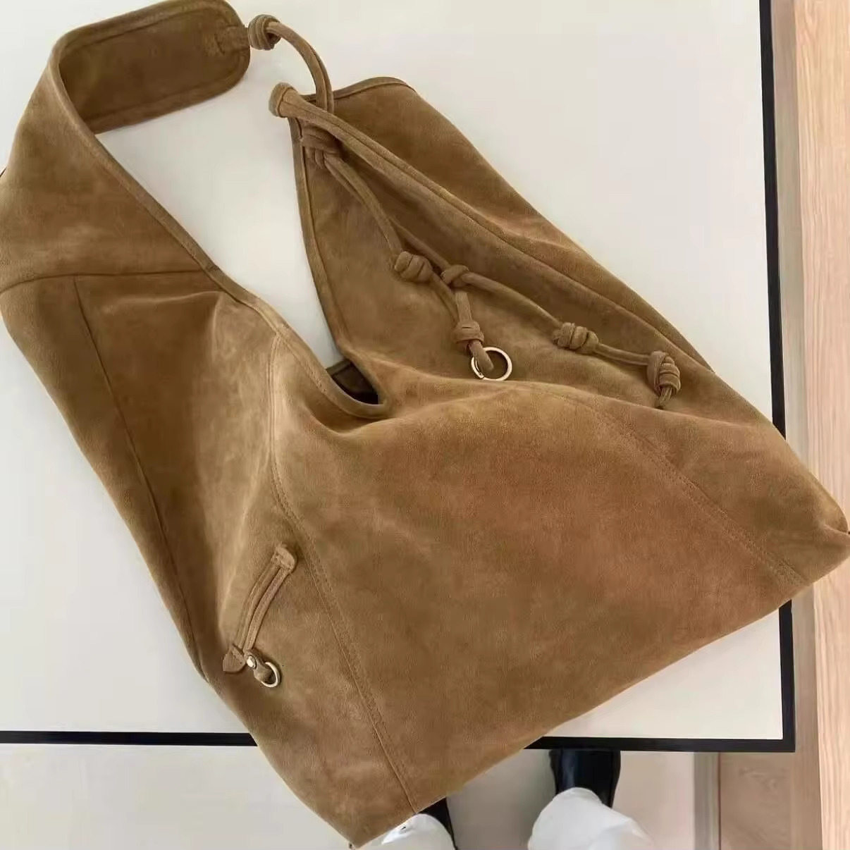 Suede Hasp 2025 Quality Autumn Designer Tote Solid Color High Beauty Handbag Soft Simple Fashion Shoulder Bag