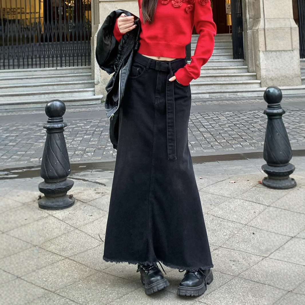 X3120 Denim long skirt for women, washed raw edge design, denim belt, a-line hip fishtail skirt
