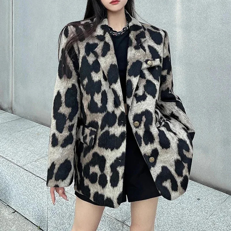 Leopard Print Women Jacket Autumn Winter Chic Office Lady Coat 2024 Vintage Fashion Long Sleeve Pocket Female Blazers Jacket 250208