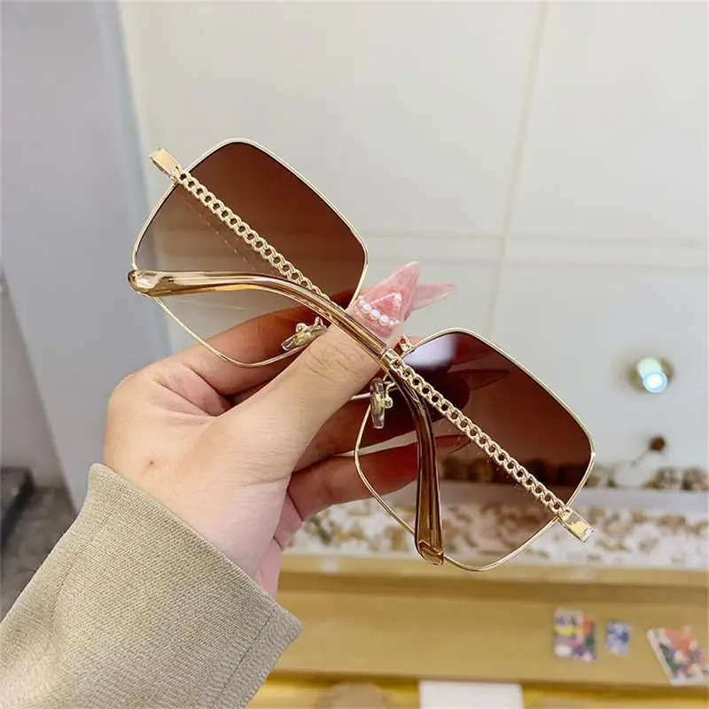 UV400 Oversize Sunglasses Women Personalized Sun Glasses INS Fashion Street Poshoot Large Frame Sunglasses 250210