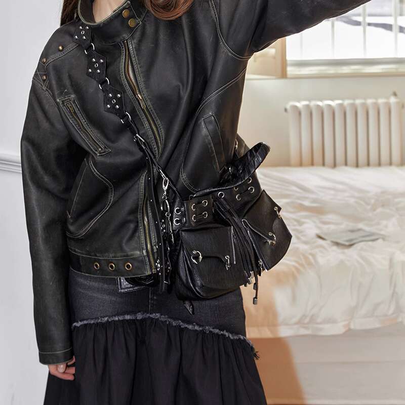 Women's Bags New niche high-end silver crescent bag fashionable shoulder bag versatile armpit bag spicy girl motorcycle women's bag