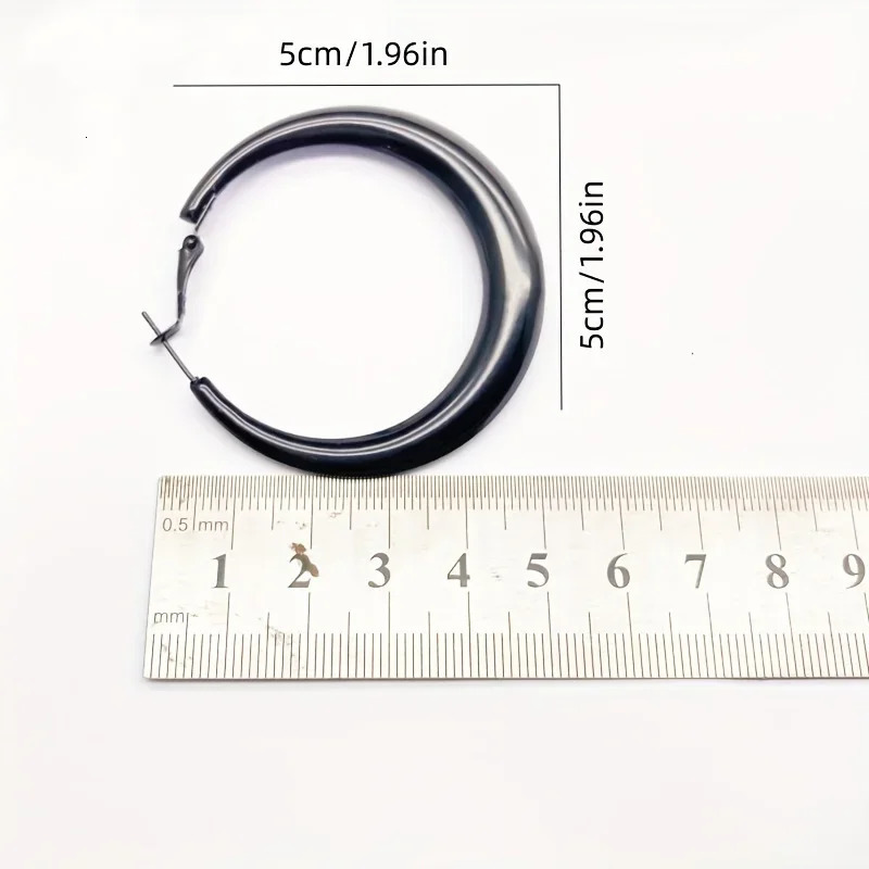 Fashion C Shape Black Large Circle Earrings for Women Girl Temperament Simple Exaggerated Party Gifts Hoops Jewelry 250110